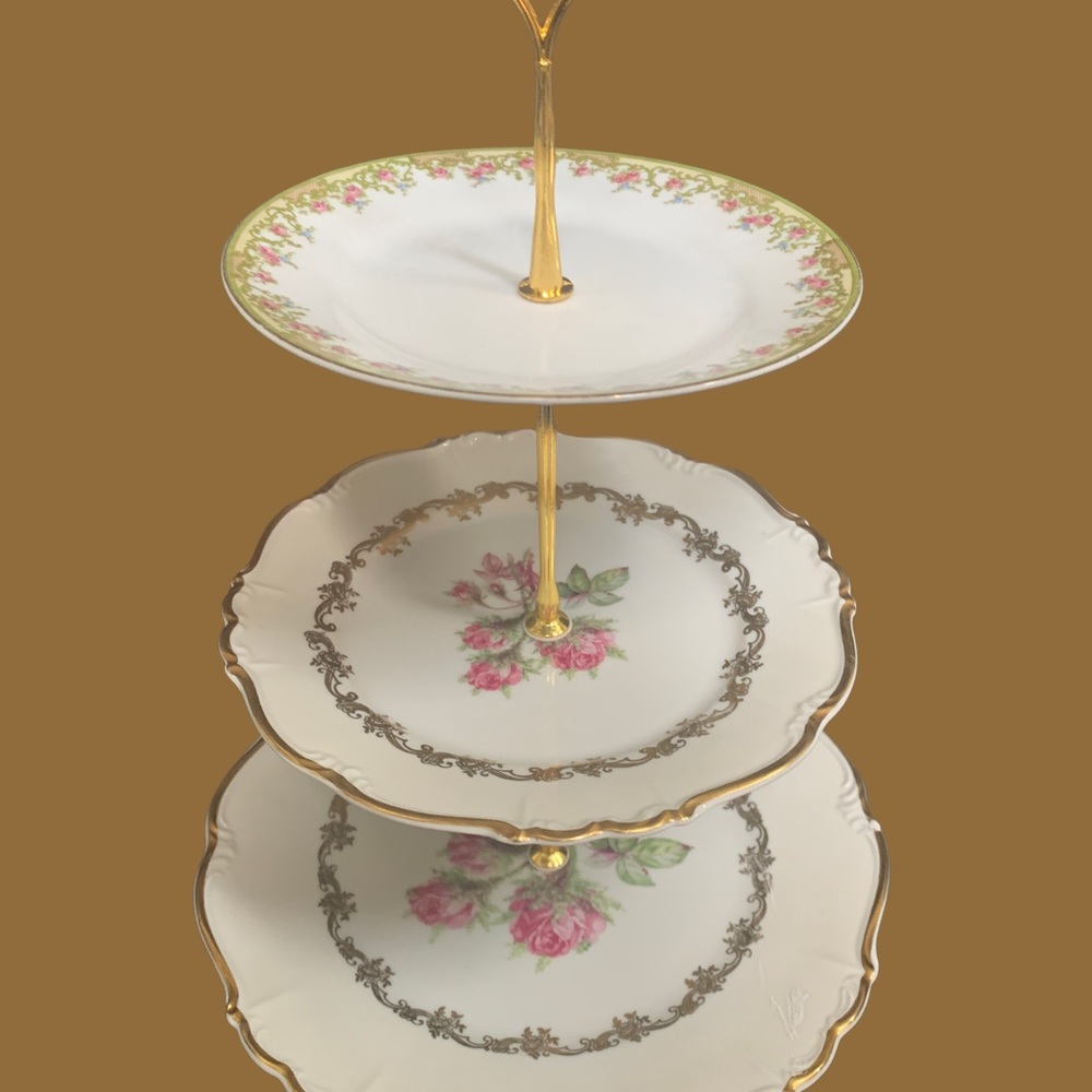 412, Three tier Floral vintage cake stand, pink roses & gold